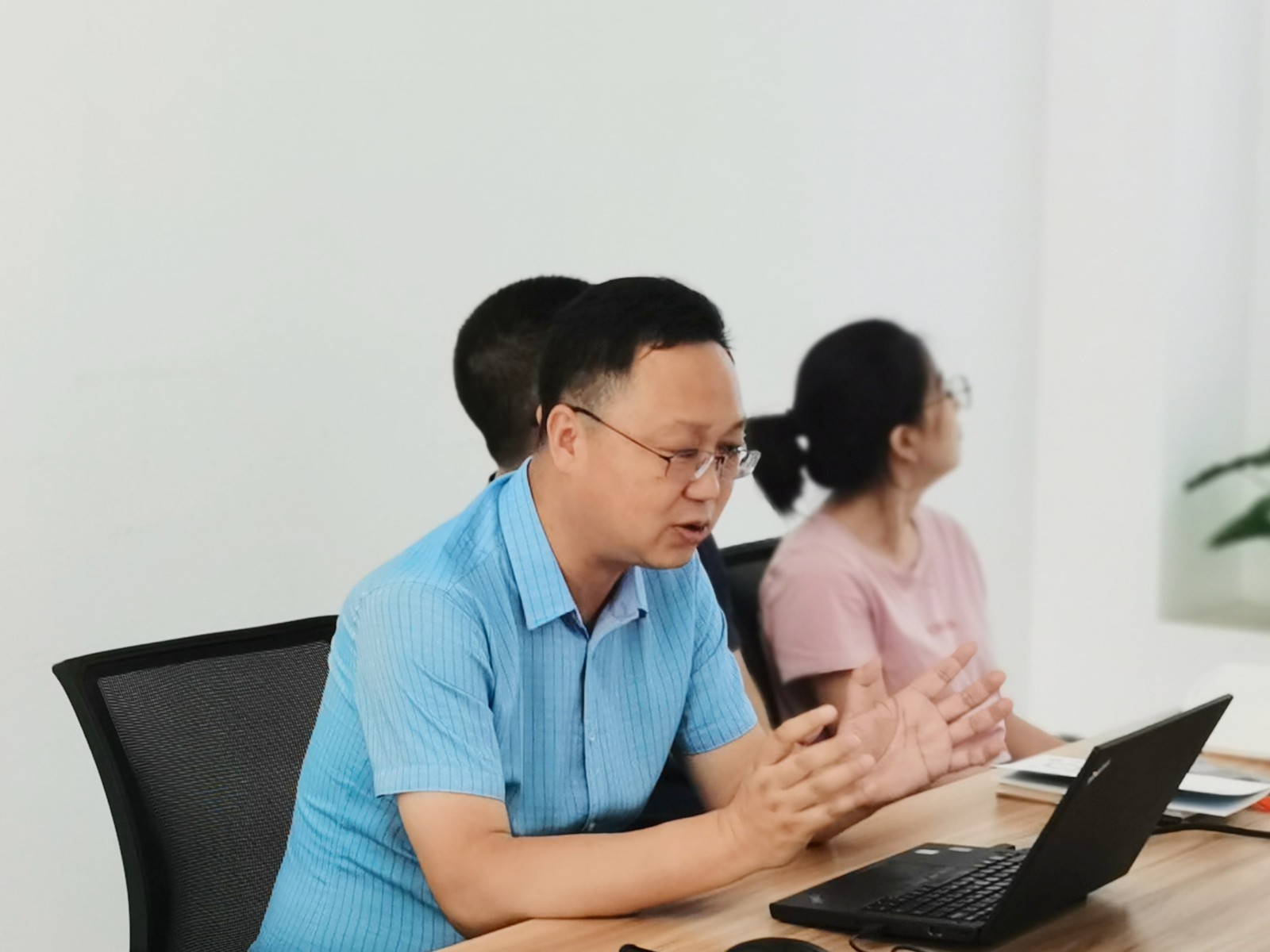 唐總_副本.jpg